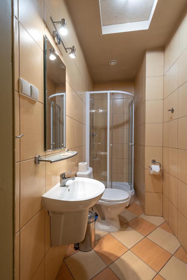 Hostel, Pokoje Goscinne Mleczarnia - Ozonowane Wrocław Eksteriør bilde